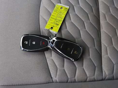 Used 2021 Chevrolet Equinox LS FWD image 59