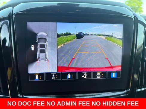 Used 2023 Chevrolet Traverse LT w/ LT Premium Package AWD/4WD image 23