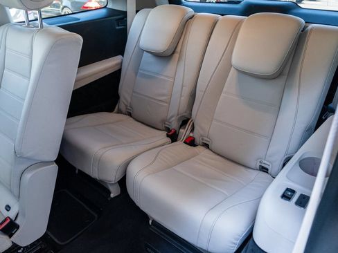 Used 2022 Mercedes-Benz GLS 450 4MATIC image 36