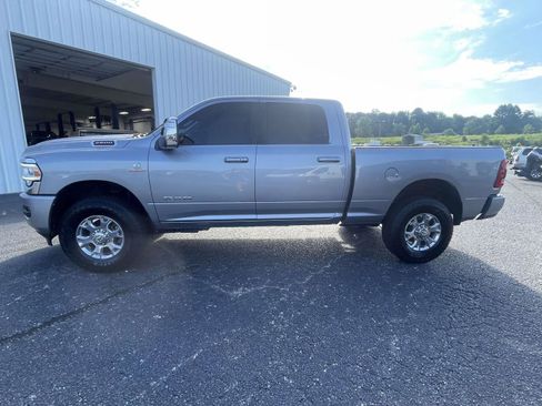 Used 2024 RAM 2500 Laramie w/ Safety Group AWD/4WD image 9