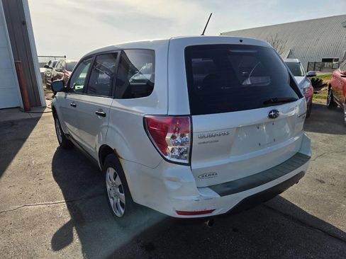 Used 2010 Subaru Forester 2.5X AWD/4WD image 4