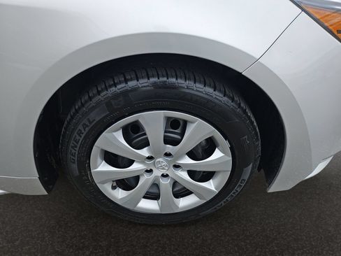 Used 2023 Toyota Corolla LE FWD image 41