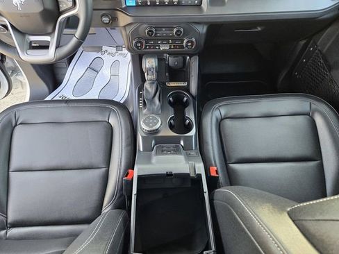 New 2025 Ford Bronco Badlands image 26