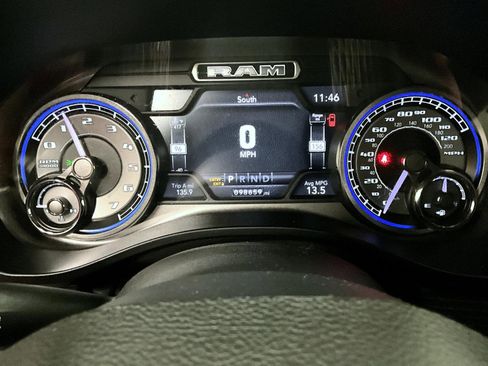 Used 2019 RAM 1500 Limited w/ Body Color Bumper Group image 14