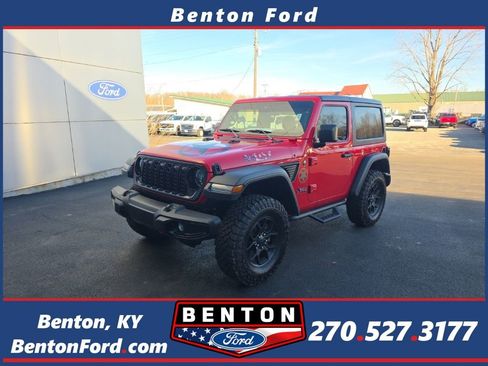 Used 2025 Jeep Wrangler Willys image 1