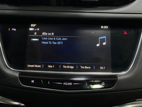 Used 2018 Cadillac XT5 Premium Luxury image 25