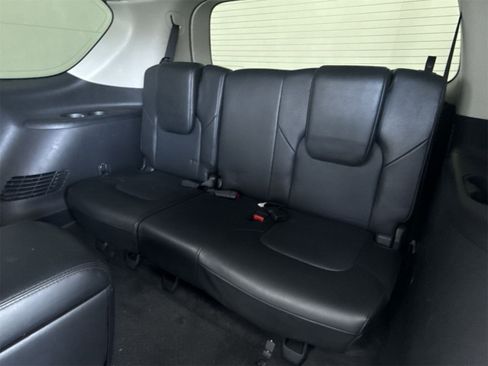 Used 2021 Nissan Armada SL w/ Captain's Chairs Package image 46