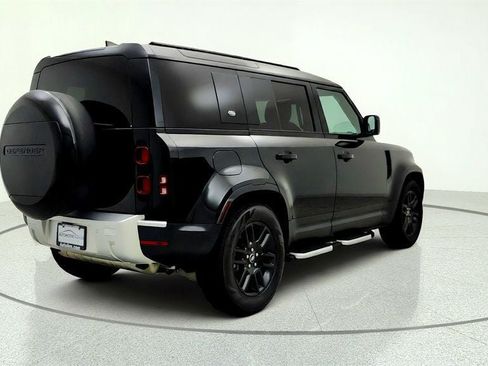 Used 2024 Land Rover Defender 110 S AWD/4WD image 5