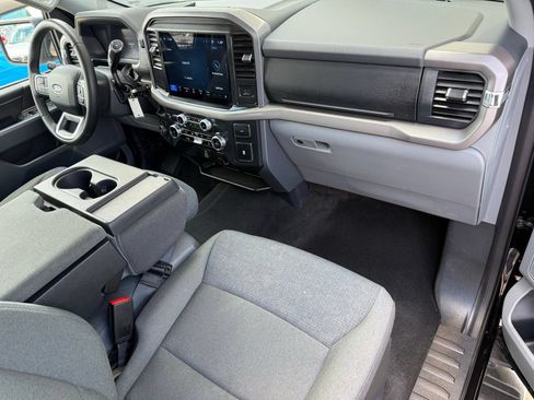 Used 2025 Ford F150 XLT w/ Equipment Group 301A Standard AWD/4WD image 18