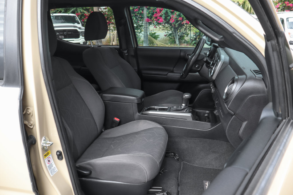 Used 2016 Toyota Tacoma TRD Sport RWD image 46