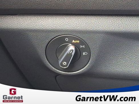 Certified 2023 Volkswagen Jetta GLI Autobahn w/ GLI Black Package image 27