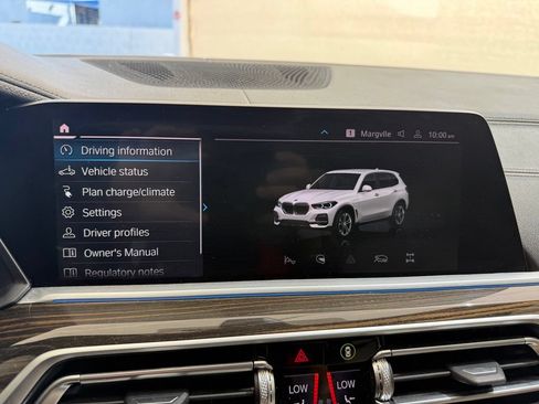 Used 2021 BMW X5 xDrive45e w/ Executive Package 3 AWD/4WD image 32