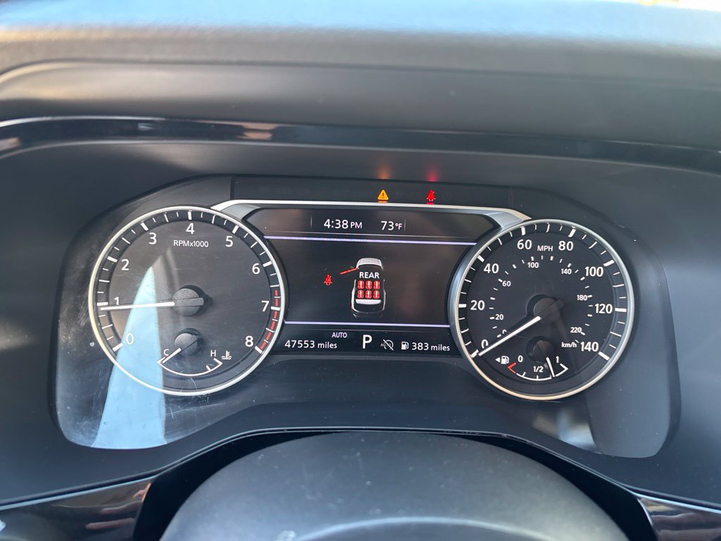 Used 2025 Nissan Pathfinder SV AWD/4WD image 15