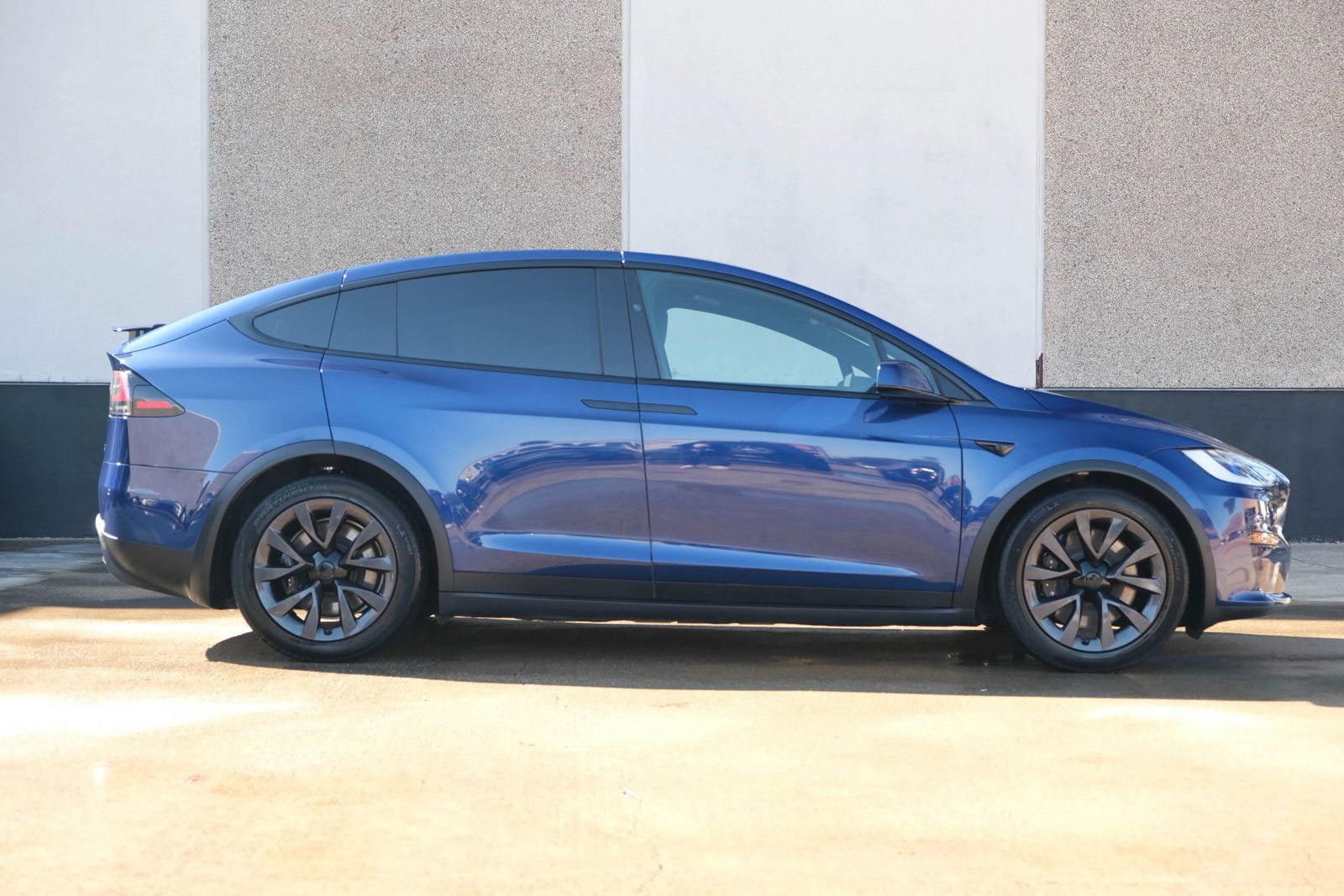 Used 2023 Tesla Model X Plaid AWD/4WD image 11