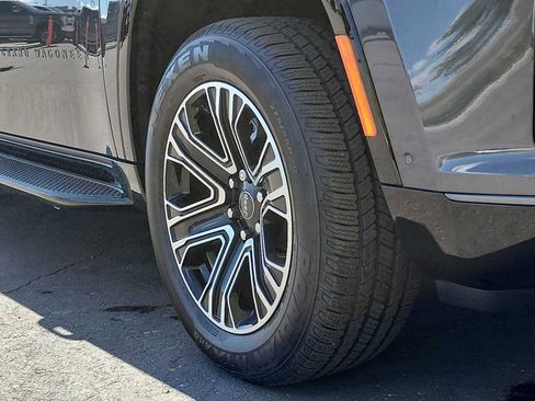 New 2026 Jeep Grand Wagoneer 4WD image 39