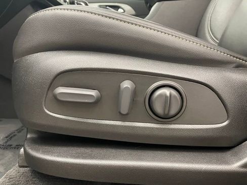 Certified 2022 Chevrolet Traverse LT w/ Midnight/Sport Edition image 8