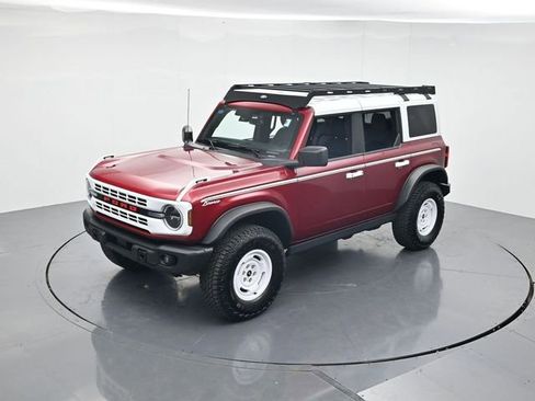 Certified 2025 Ford Bronco Heritage Edition AWD/4WD image 41