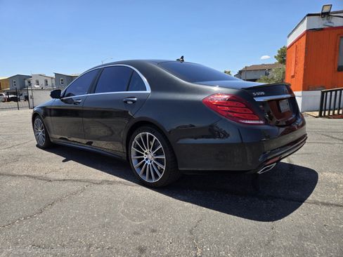 Used 2015 Mercedes-Benz S 550 Sedan image 3