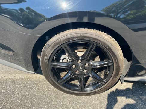 Used 2020 Ford Mustang GT w/ Ford Safe & Smart Package RWD image 19