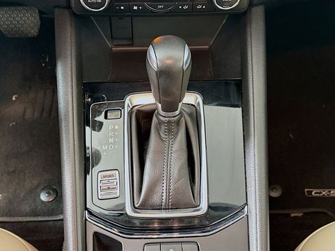 Used 2017 MAZDA CX-5 Touring w/ Preferred Equipment Package image 23