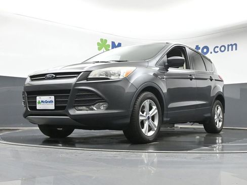 Used 2015 Ford Escape SE image 6