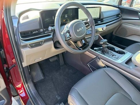 New 2026 Kia Carnival FWD image 21