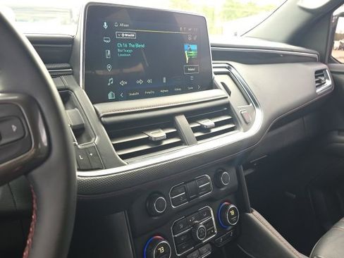 Used 2023 Chevrolet Suburban RST w/ Luxury Package image 30