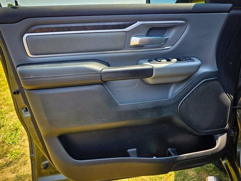 Used 2021 RAM 1500 Big Horn AWD/4WD image 10