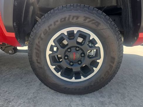 Used 2026 Toyota Tacoma TRD Off-Road AWD/4WD image 27