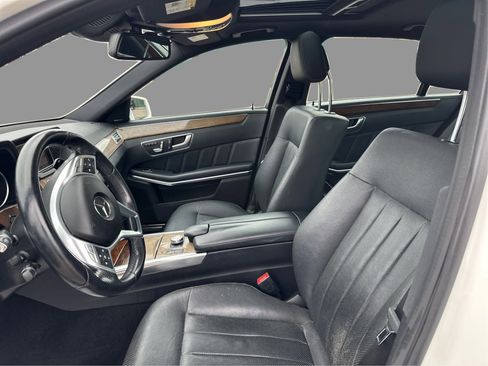 Used 2014 Mercedes-Benz E 550 Sport image 35