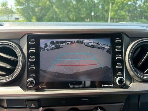 Used 2022 Toyota Tacoma SR5 RWD image 25