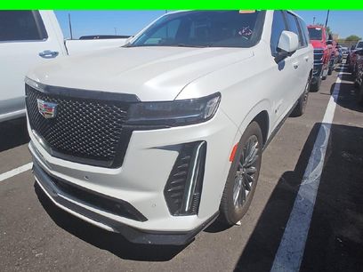 Used 2023 Cadillac Escalade ESV V