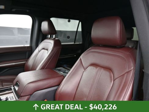 Used 2022 Ford Expedition Limited image 24