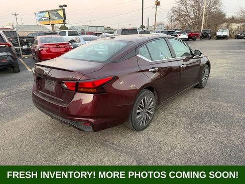 Used 2024 Nissan Altima 2.5 SV image 7