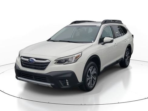 Used 2022 Subaru Outback Limited w/ Popular Package #2 AWD/4WD image 2