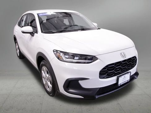 Certified 2024 Honda HR-V LX image 8