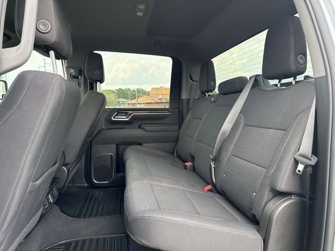 Used 2025 Chevrolet Silverado 3500 LT AWD/4WD image 19