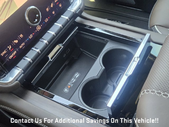 New 2027 GMC Yukon Denali Ultimate w/ LPO, Floor Liner Package AWD/4WD image 15