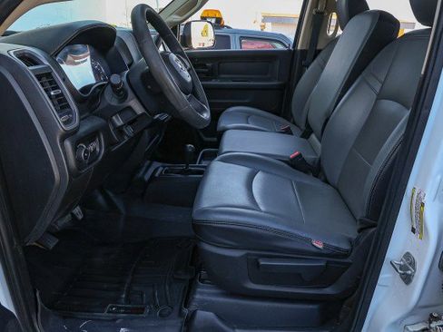 Used 2020 RAM 3500 Tradesman w/ Chrome Appearance Group image 9