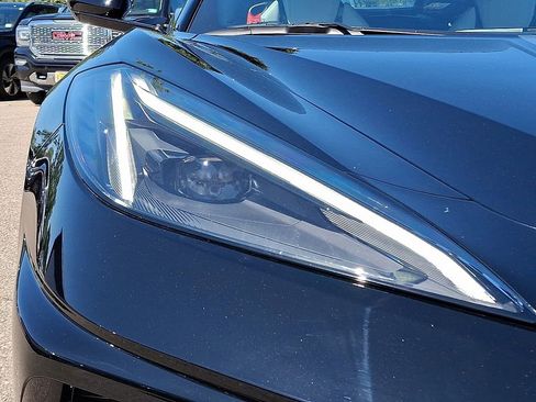 Used 2022 Chevrolet Corvette Stingray Preferred Cpe w/ Z51 Performance Package image 12