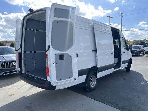 New 2025 Mercedes-Benz Sprinter 3500 image 44
