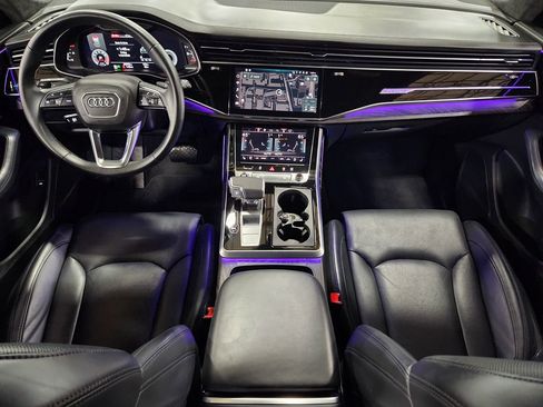 Used 2022 Audi Q8 Prestige image 48