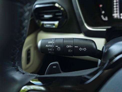 Used 2026 Honda Pilot Elite image 24