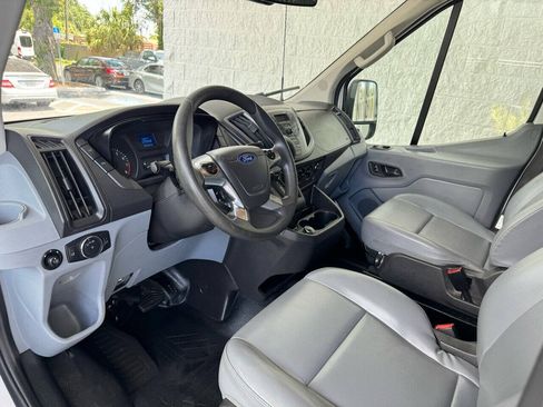 Used 2019 Ford Transit 250 148 Medium Roof RWD image 2