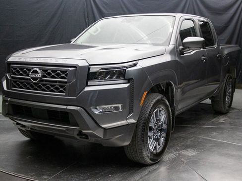 Used 2024 Nissan Frontier SL w/ Technology Package image 6