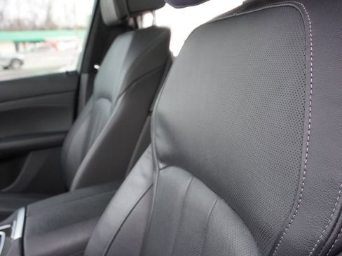 Used 2022 BMW X6 M50i w/ Executive Package image 48