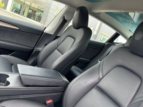 Used 2023 Tesla Model 3 Standard Range RWD image 11