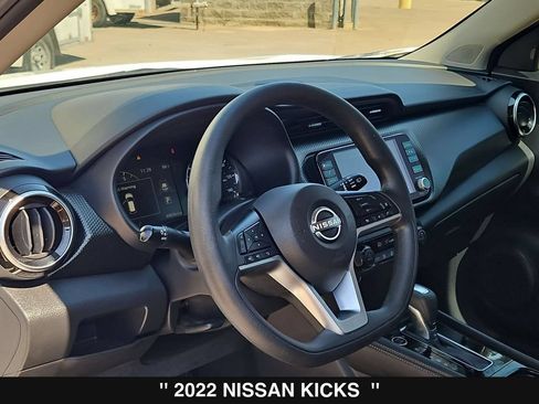 Used 2022 Nissan Kicks SV FWD image 13