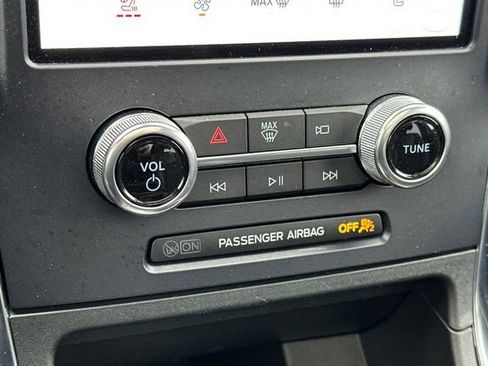 Used 2022 Ford Edge ST w/ Equipment Group 401A image 19