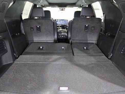 New 2026 Chevrolet Traverse RS image 27